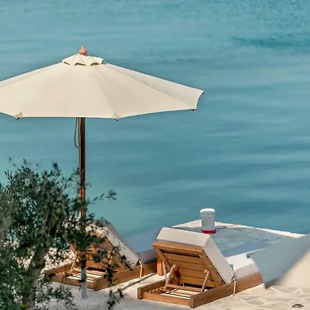 Beachfront 'thetwo' Willa *