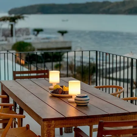 Beachfront 'thetwo' 别墅